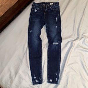 Bridge by Gly distressed jeans